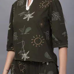 Thansmay Kleider Printed Top With Palazzo Co-Ords image 3