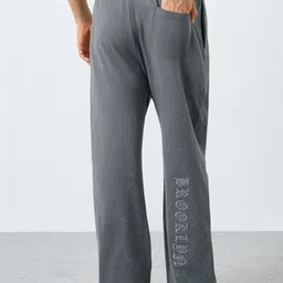 Styli Men Relaxed Fit Mid-Rise Track Pants image 4