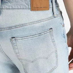 AMERICAN EAGLE OUTFITTERS Men Relaxed Straight Fit EasyFlex Mid-Rise Heavy Fade Jeans image 2