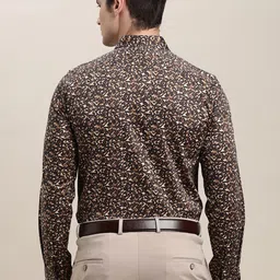 Turtle Geometric Printed Spread Collar Pure Cotton Classic Slim Fit Formal Shirt image 2