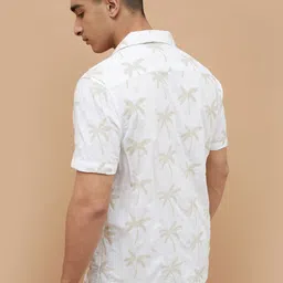 Fame Forever by Lifestyle Men Opaque Casual Shirt image 3