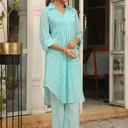 AARAAS Polka Dot Printed Pure Cotton Shirt Collar A-Line Kurta With Trouser image 4
