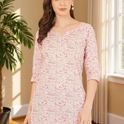 Brownverse Women Floral Print Cotton Longline Top-image-31