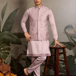 ODETTE Men Floral Printed Kurta with Pyjamas-image-67