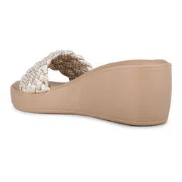 Inc 5 Women Printed Party Wedge Sandals image 4