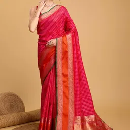 MARUTI ART Checked Woven Design Zari Pure Silk Paithani Saree image 5