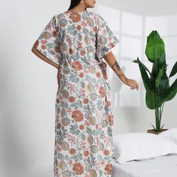 Bannos Swagger Printed Kaftan Nightdress image 5