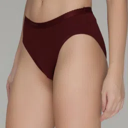 AMUL COMFY Pack Of 3 Pure Cotton Hipster Briefs
AC-PLPANOE-AF-CB-MA-XS-3PC image 3