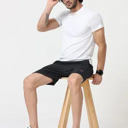 Masculino Latino Men Running Shorts image 2