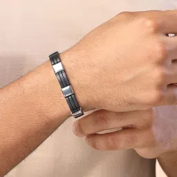 Bohey by KARATCART Men Handcrafted Silver-Plated Link Bracelet image 1