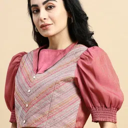 De Moza Geometric Candy Stripes Printed V-Neck Boxy Crop Top image 3