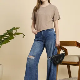 Mast & Harbour Top image 5