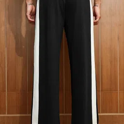 JUMPCUTS Men Mid Rise Baggy Track Pants image 2