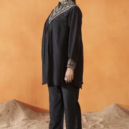 Anouk Black & Cream Floral Embroidered Thread Work Shirt Collar Tunic With Trousers image 5