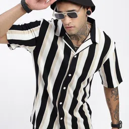 SHOWOFFFF Men Comfort Striped Casual Shirt-picture-41