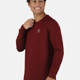 rock.it rock it Men Maroon Solid Sweatshirt image 4