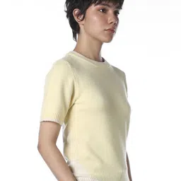 ONLY Round Neck T-shirt image 4