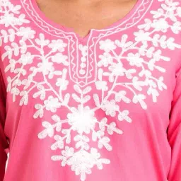 aura glam Women Embroidered A-Line Kurti image 4