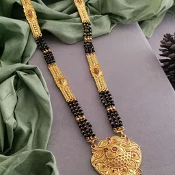 OM KRISHIV COLLECTION Gold-Plated Artificial Beads Mangalsutra image 2