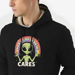 TOGS & TERRE Men Printed Hooded Sweatshirt image 3