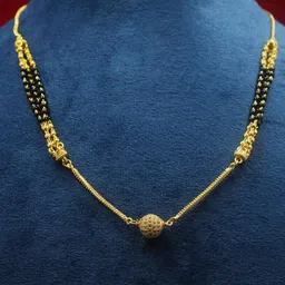 SONI JEWELLERY Gold-Plated Artificial Stones and Beads Mangalsutra image 3