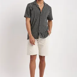 SHOWOFFFF Men Standard Striped Casual Shirt image 5