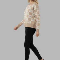 Gouri Women Printed Woollen Pullover image 4