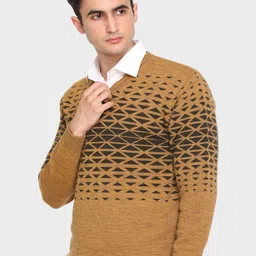 aarbee Men Mustard Printed Pullover image 4