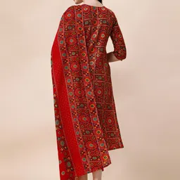 KALINI Ethnic Motifs Printed Gotta Patti Detail Straight Kurta & Trousers With Dupatta image 5