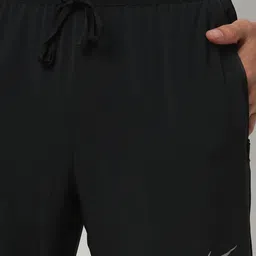 nike Men Regular Fit Cropped Track Pants image 4