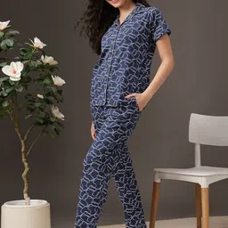 Clovia Women Shirt & Pyjama Nightsuit Set image 5