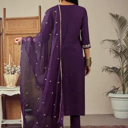 Sangria Embroidered Straight Kurta With Trousers & Dupatta Sets image 5