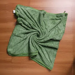 Fezora Green Microfiber 450 GSM Breathable 3 Pieces Adult Bath Towels image 4