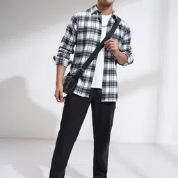 HIGHLANDER Men Grindle Flannel Textured Checked Casual Shirt image 5