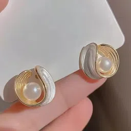 ONUYX Stud Earrings-picture-47