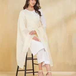 Fabindia Floral Embroidered Cotton Dupatta With Sequinned image 4