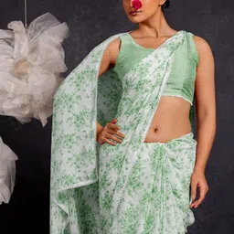 KALINI Floral Printed Saree image 3