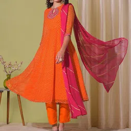 GoSriKi Women Ethnic Motifs Printed Regular Kurta with Trousers & With Dupatta-picture-17