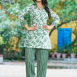 FILIB LONDON Printed Pure Cotton V-Neck Tunic With Trousers Co-Ords-picture-19