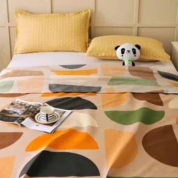 WEAVE AND DECOR Off White & Yellow Printed 300TC Double Queen Bedsheet Set 2.28 m x 2.28 m image 3