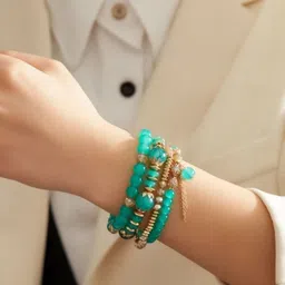 DressBerry Set Of 4 Artificial Beaded Bracelets image 2