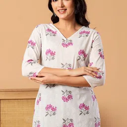 L R TEXTILES Floral Printed V-Neck Pure Cotton Kurti-picture-10