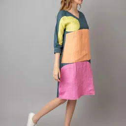 THE HOUSE OF HEMP Viola Women Colourblocked V-Neck A-Line Dress image 2