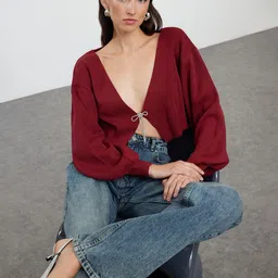 Trendyol Women V-Neck Crop Cardigan-picture-44