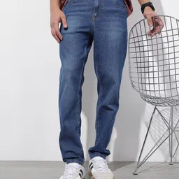 The Roadster Life Co. Men Carrot Fit Light Fade Stretchable Jeans-picture-43