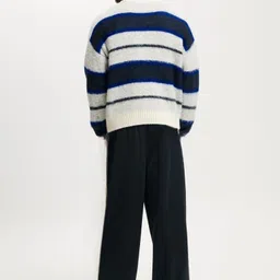 warcourt Men Loose Fit Black Cotton Blend Trousers image 4