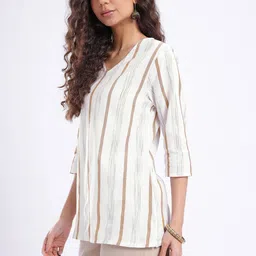 Anouk Rustic Striped V-Neck Kurti image 3