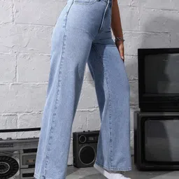 tyffyn Women Flared High Rise Light Blue Jeans image 4