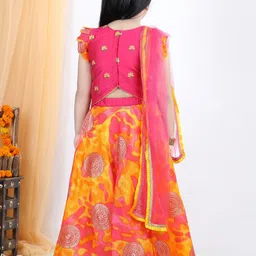 here&now x kinder kids Kinder Kids Girls Pink & Yellow Embroidered Lehenga & Blouse With Dupatta Set image 4