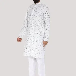 MAG Geometric Printed Regular Kurta With Pyjamas image 4